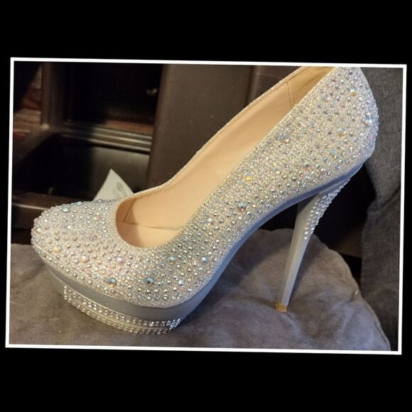 NIGHT MOVES PUMPS 5" HEEL 1.5 PLAT FORM BALL OF FOOT 3".NO SIZE MARKED MEASURES - Picture 2 of 6